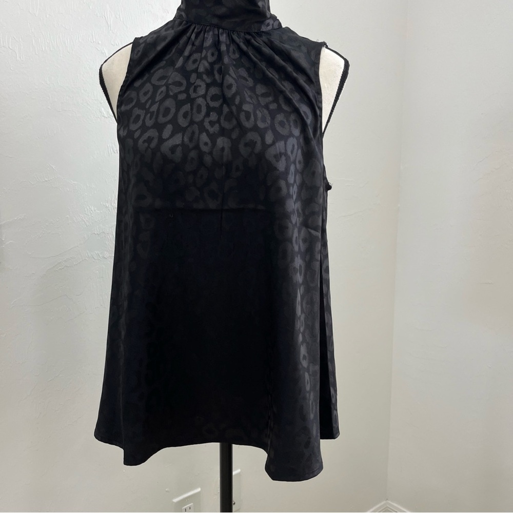 Savanna Jane Black Animal Print Tie Mock Neck Sleeveless Blouse Size S‎
